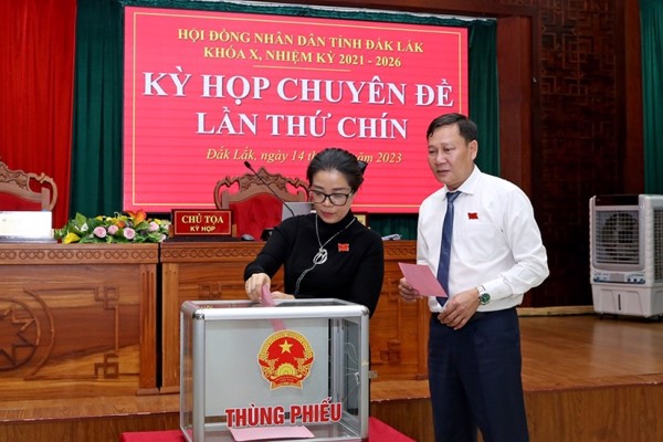 Mr. Nguyen Thien Van elected as the Vice Chairman of the Provincial People's Committee 